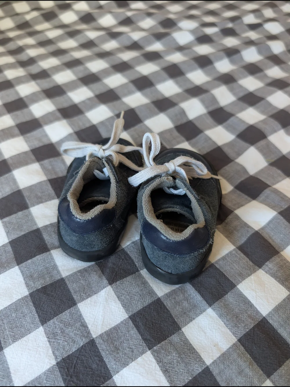 Goldbug comfortable navy
